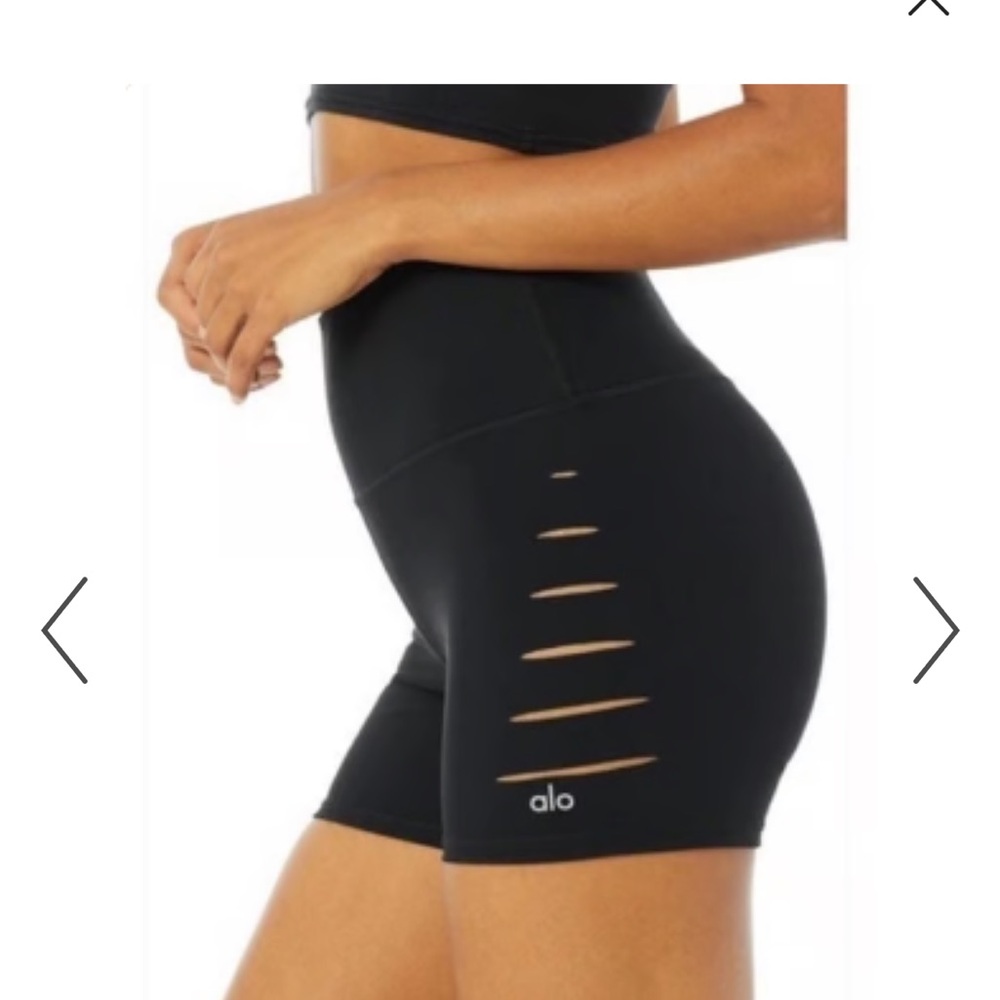 ALO Yoga Women's Black Cut-Out Bike Shorts